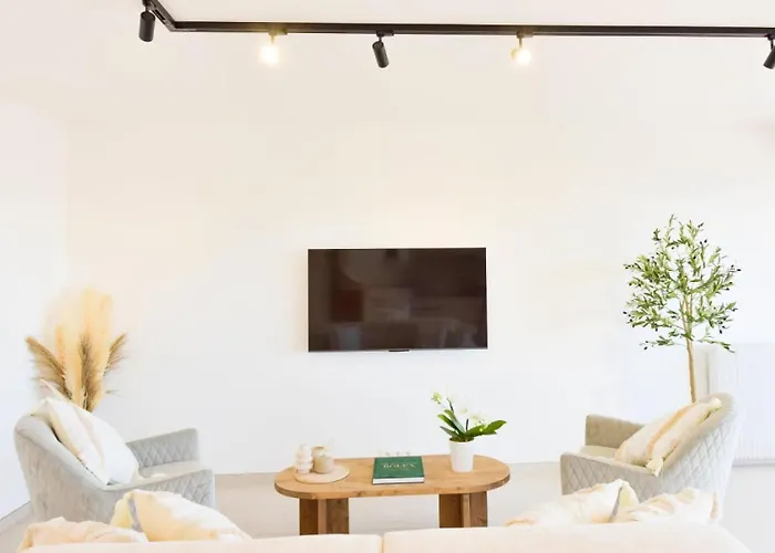 2p Standing, A Pied, Vue Mer, Garage. - 2p Standing, A Pied, Vue Mer, Garage. Mae-2703