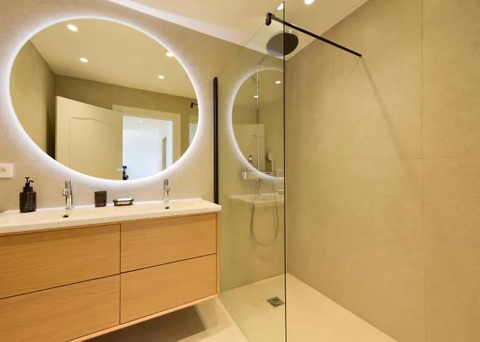 2p Standing, A Pied, Vue Mer, Garage. - 2p Standing, A Pied, Vue Mer, Garage. Mae-2703 * Vallauris