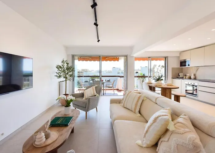 2p Standing, A Pied, Vue Mer, Garage. - 2p Standing, A Pied, Vue Mer, Garage. Mae-2703 Vallauris