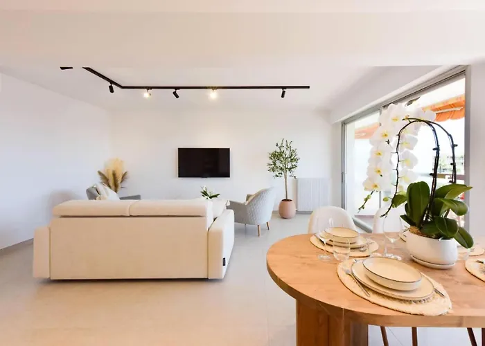 2p Standing, A Pied, Vue Mer, Garage. - 2p Standing, A Pied, Vue Mer, Garage. Mae-2703