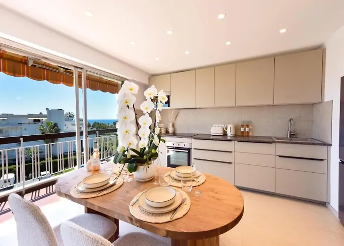 2p Standing, A Pied, Vue Mer, Garage. - 2p Standing, A Pied, Vue Mer, Garage. Mae-2703 *