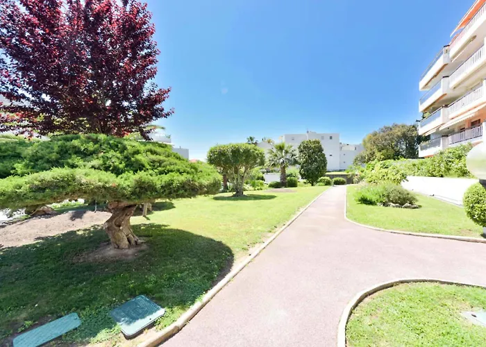 2p Standing, A Pied, Vue Mer, Garage. - 2p Standing, A Pied, Vue Mer, Garage. Mae-2703 Apartment